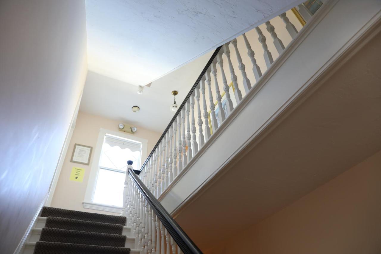By The Sea Guests Bed & Breakfast And Suites Dennisport Extérieur photo