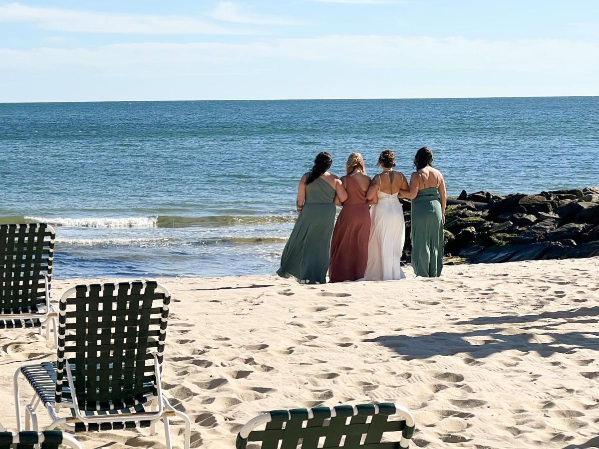 By The Sea Guests Bed & Breakfast And Suites Dennisport Extérieur photo
