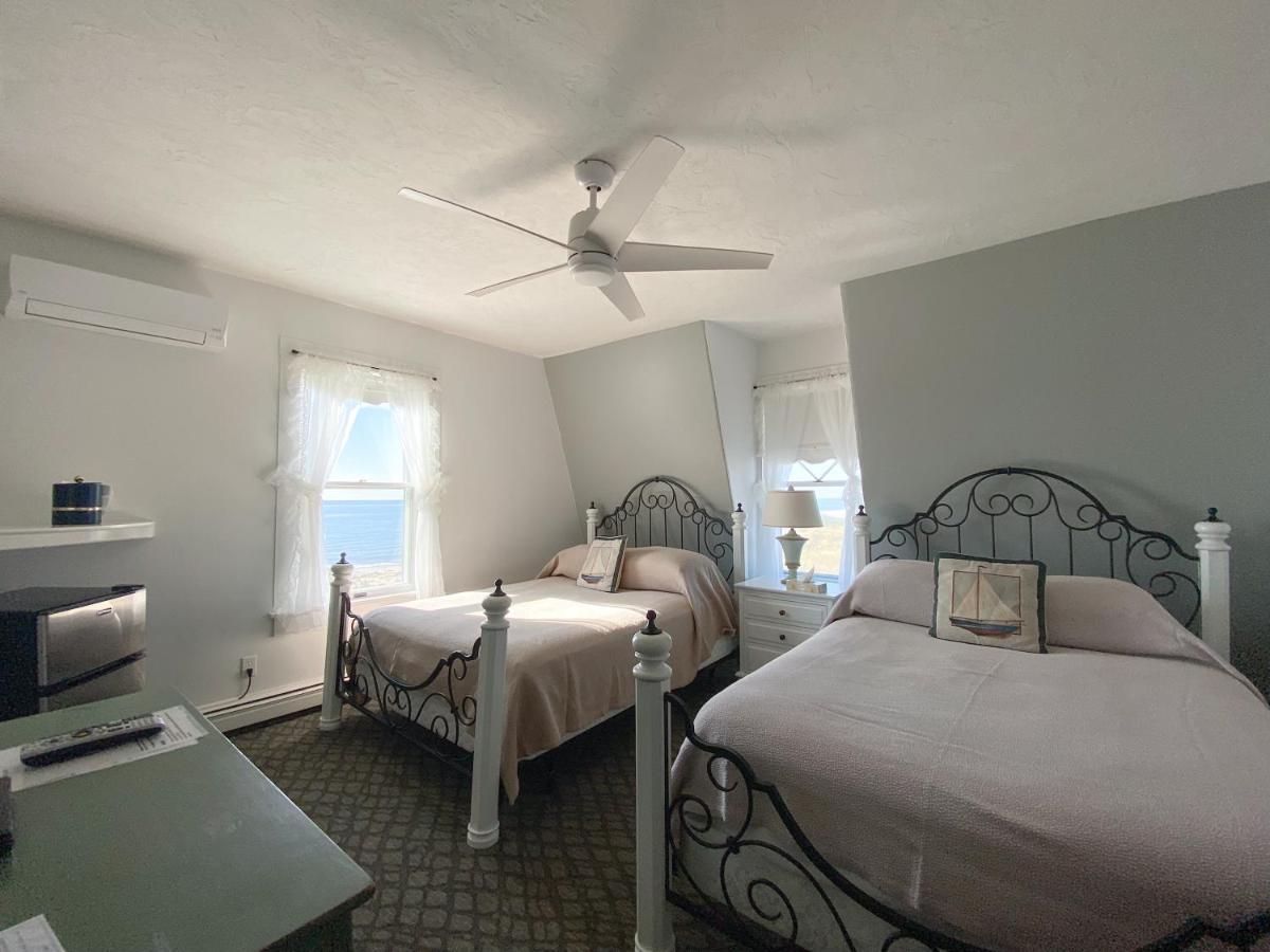 By The Sea Guests Bed & Breakfast And Suites Dennisport Extérieur photo