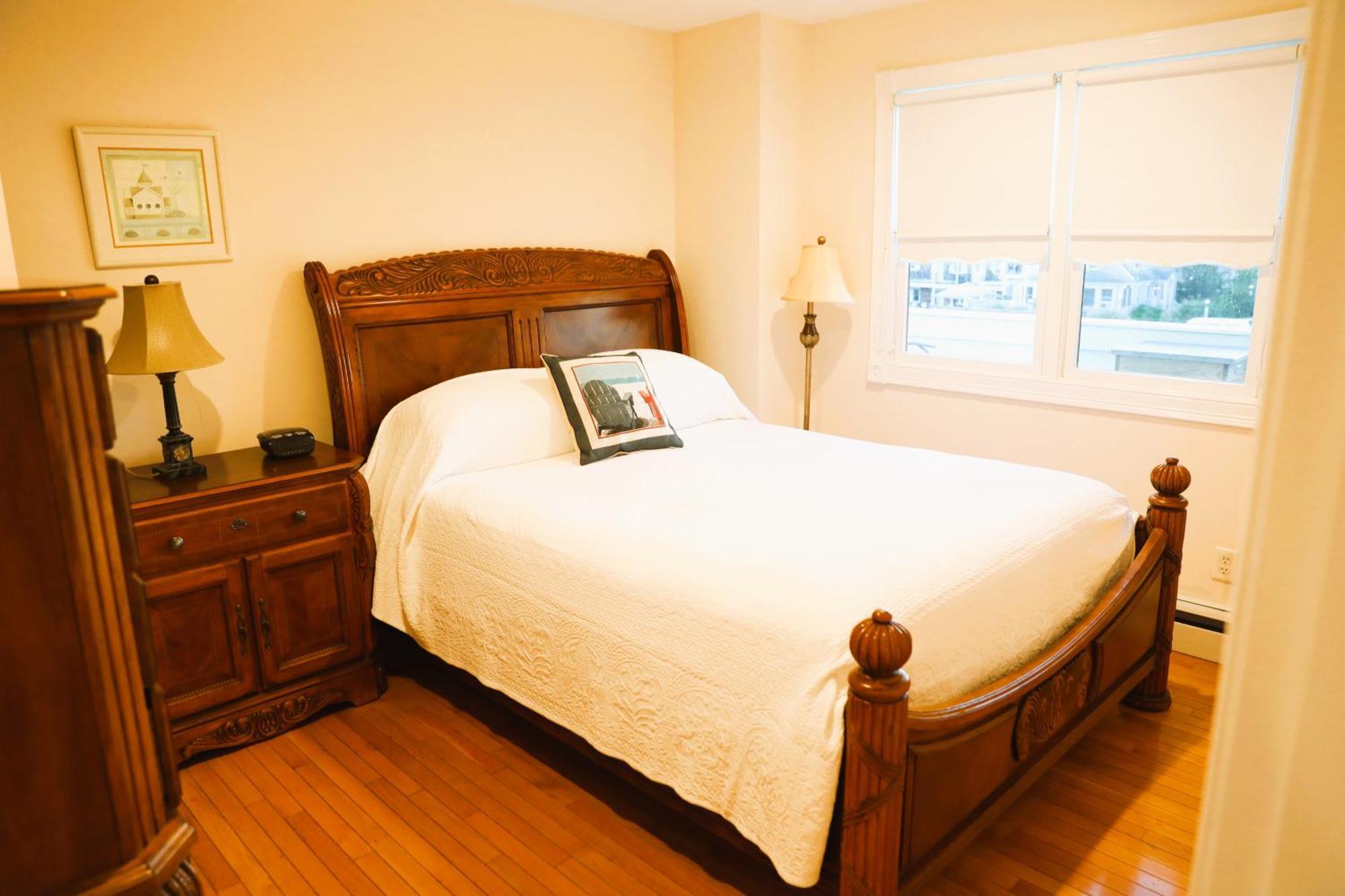 By The Sea Guests Bed & Breakfast And Suites Dennisport Chambre photo