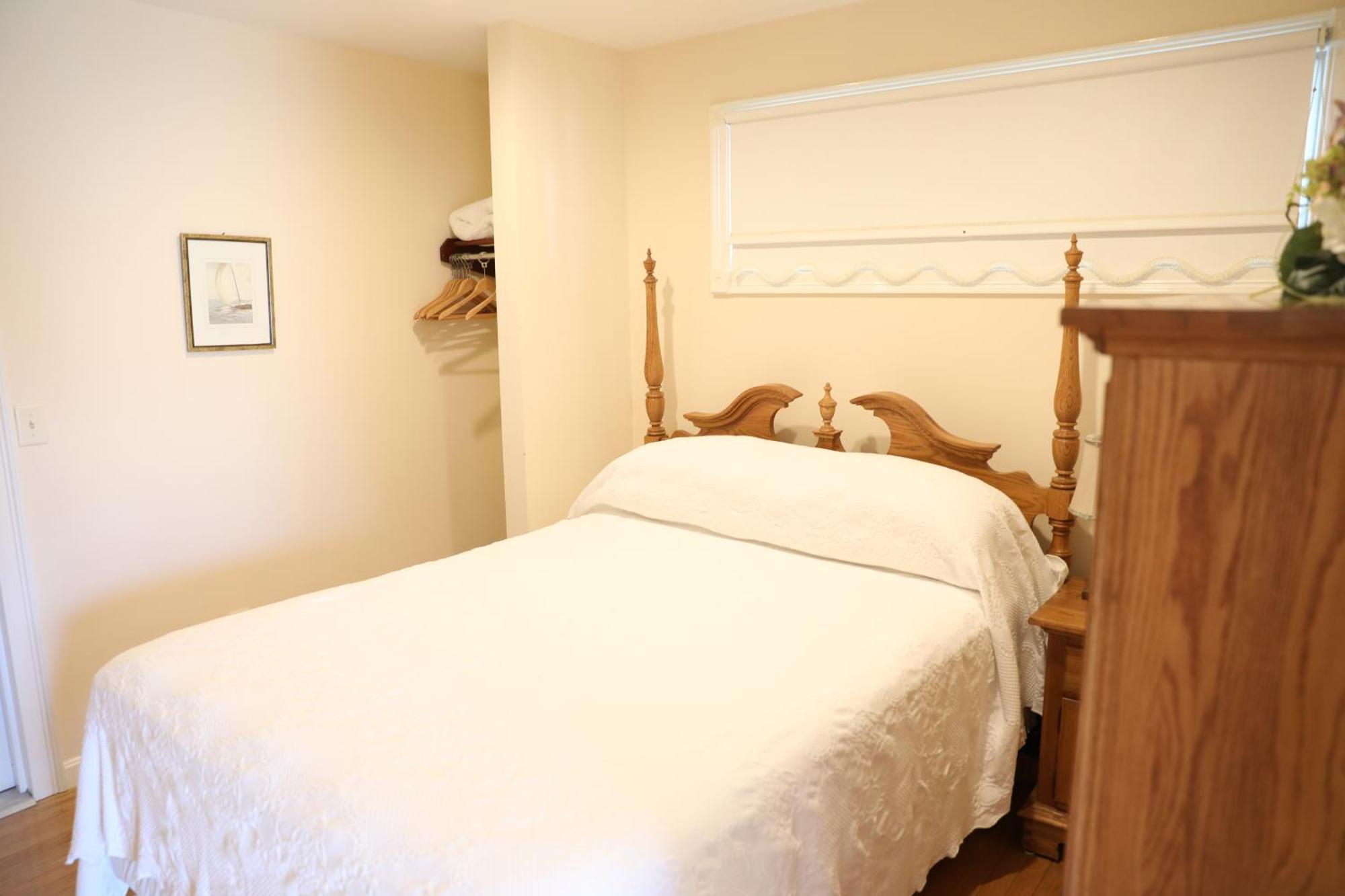 By The Sea Guests Bed & Breakfast And Suites Dennisport Chambre photo